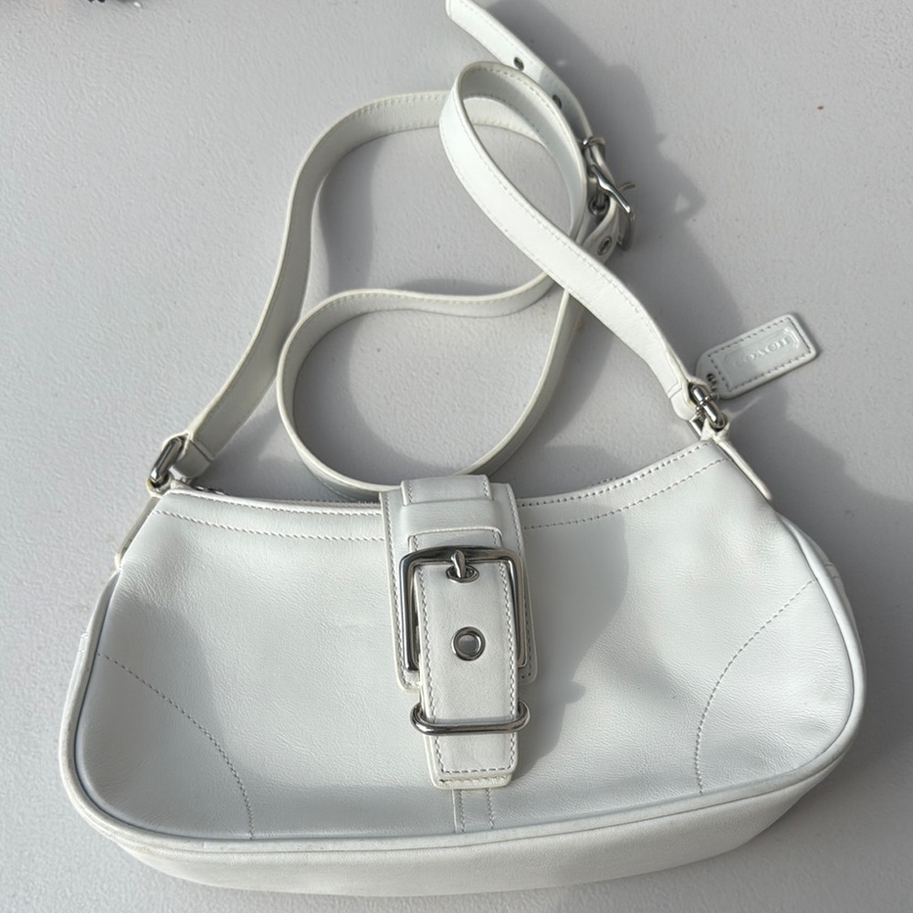 Coach Vintage 2004 White Leather Crossbody Bag with Silver Hardware